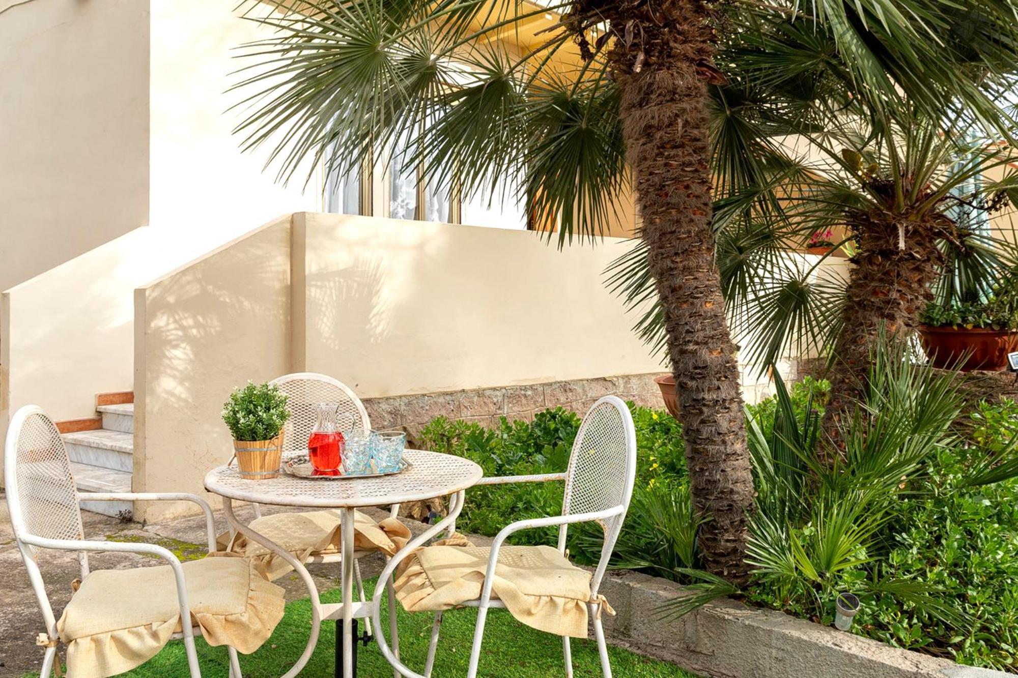 Villa Le Dune A Few Steps From The Sandy Beach Of Maria Pia Alghero Exterior photo
